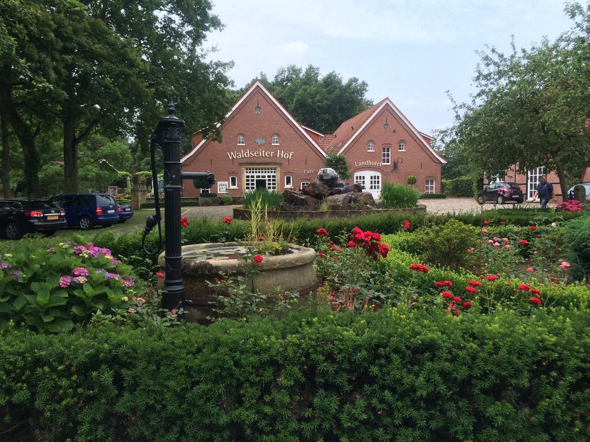Landhotel Waldseiter Hof บัดเบนท์ไฮม์ ภายนอก รูปภาพ